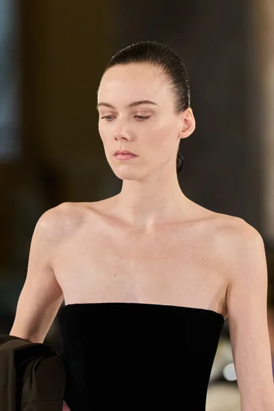 Look 36